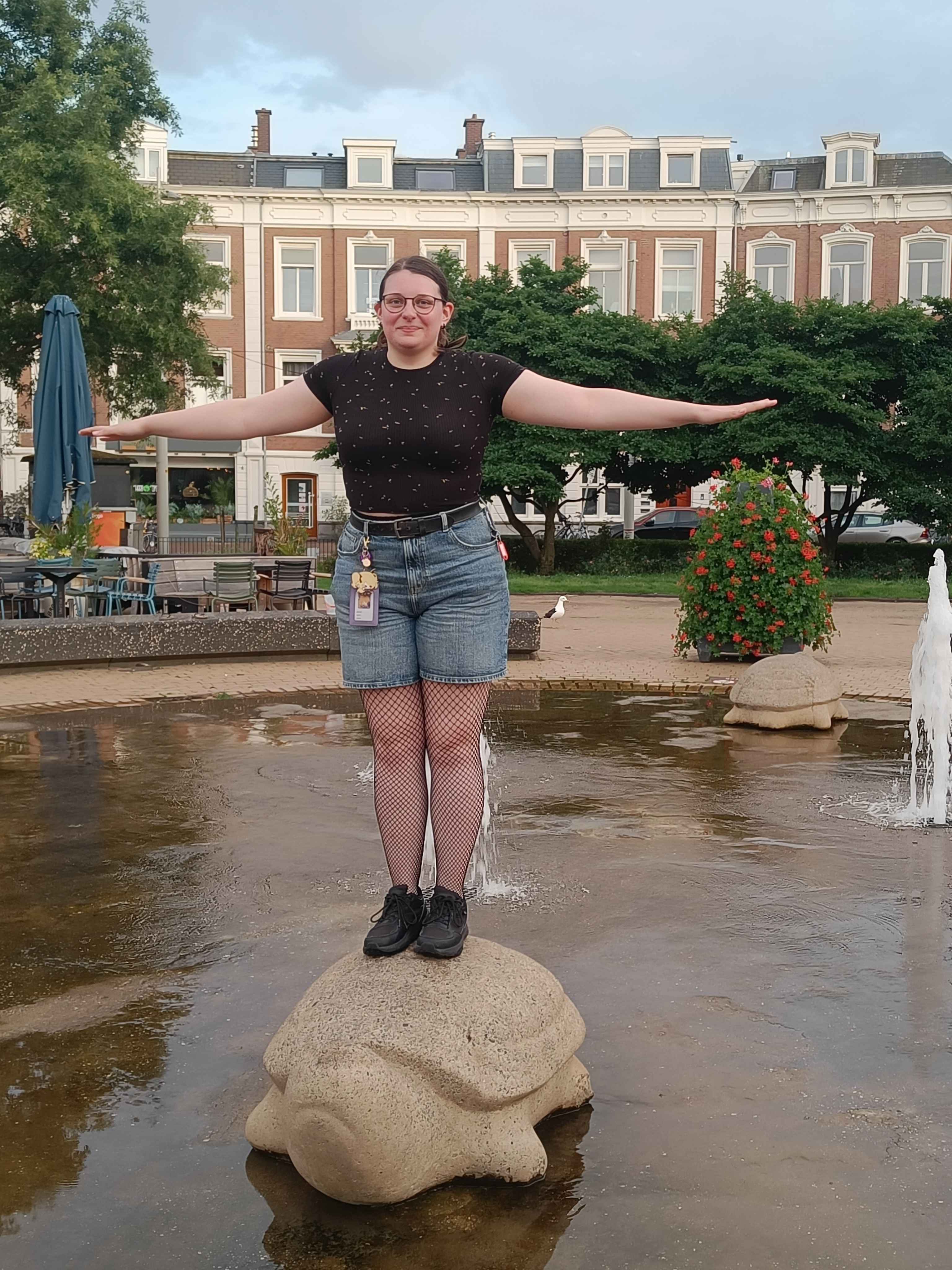 T-Pose Jule